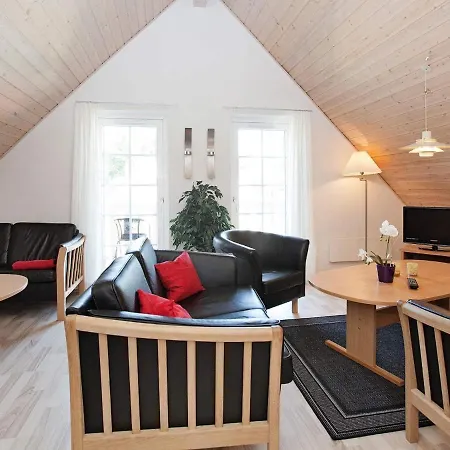 Ferienhaus Holiday Viii *